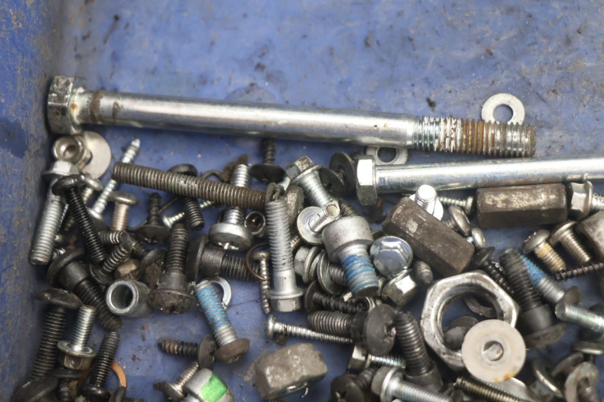 photo de SACO DE PARAFUSOS PARAFUSOS PIAGGIO ZIP IGET 4T 50 (2021 - 2023) - Detalhe da peça
