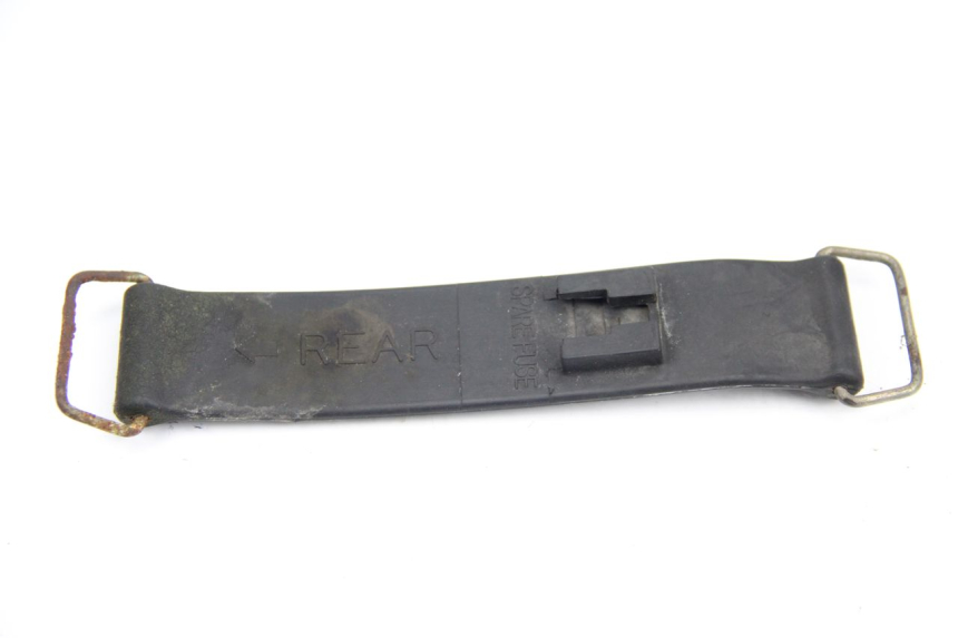 photo de CORREIA DE BATERIA HONDA CBR F SC21 1000 (1986 - 1992) - Detalhe da peça