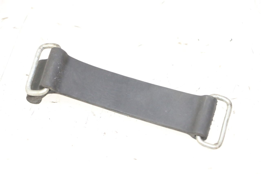 photo de ALÇA PARA KIT DE FERRAMENTAS YAMAHA FZ6 FAZER S2 600 (2007 - 2011) - Zoom do estado de desgaste