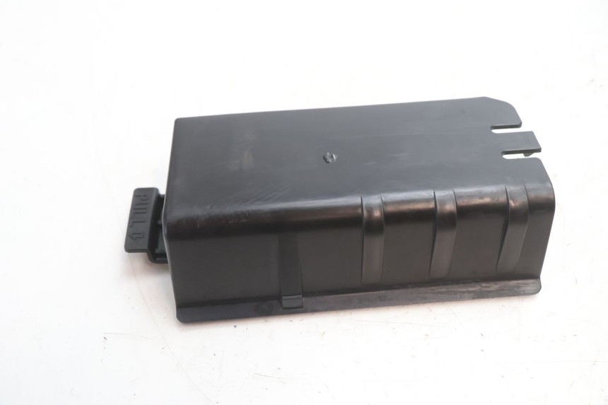 photo de ALÇA PARA KIT DE FERRAMENTAS SUZUKI GSR 600 (2005 - 2012) - Outro ângulo de visão