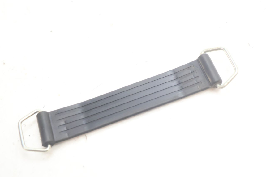 photo de ALÇA PARA KIT DE FERRAMENTAS PIAGGIO MP3 HPE 530 (2022 - 2026) - Zoom do estado de desgaste