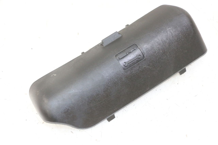 photo de ALÇA PARA KIT DE FERRAMENTAS PIAGGIO MP3 LT 300 (2010 - 2016) - Vista principal