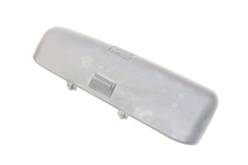 photo de ALÇA PARA KIT DE FERRAMENTAS PIAGGIO MP3 500 (2011 - 2015) - Zoom do estado de desgaste