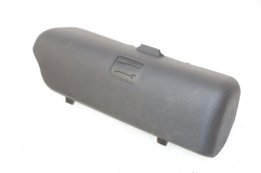photo de ALÇA PARA KIT DE FERRAMENTAS PIAGGIO MP3 RL 250 (2006 - 2010) - Vista principal