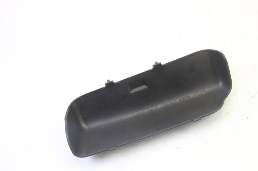 photo de ALÇA PARA KIT DE FERRAMENTAS PIAGGIO MP3 500 (2011 - 2015) - Outro ângulo de visão