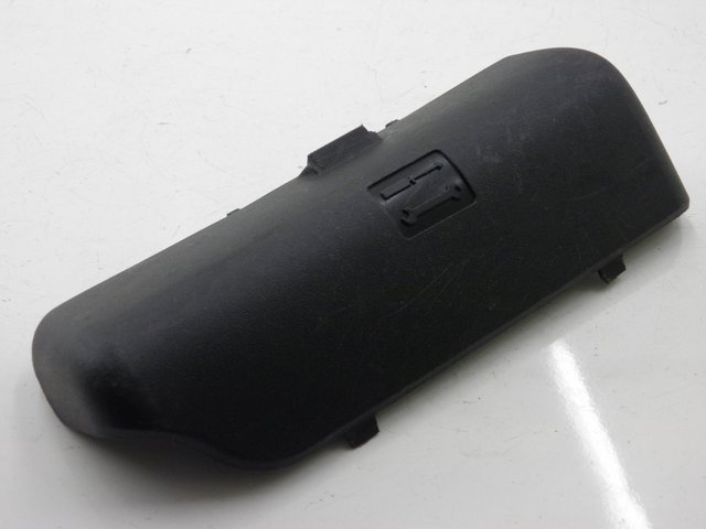 photo de ALÇA PARA KIT DE FERRAMENTAS PIAGGIO MP3 125 (2006 - 2014) - Vista principal