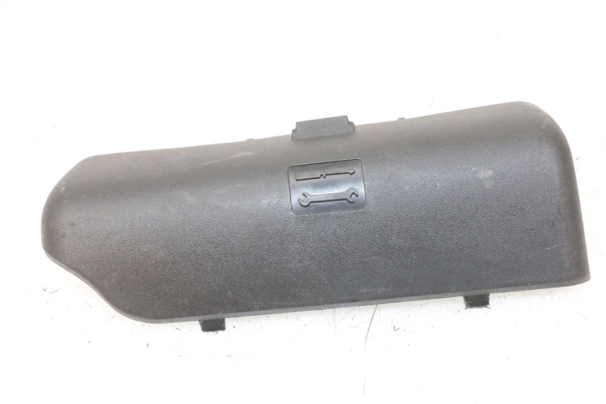 photo de ALÇA PARA KIT DE FERRAMENTAS PIAGGIO MP3 LT 400 (2007 - 2012) - Vista principal