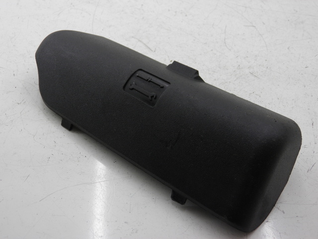 photo de ALÇA PARA KIT DE FERRAMENTAS PIAGGIO MP3 RL 125 (2006 - 2014) - Vista principal