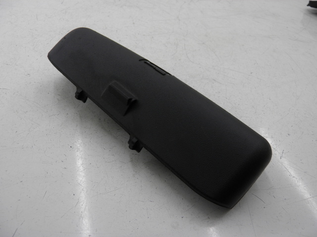 photo de ALÇA PARA KIT DE FERRAMENTAS PIAGGIO MP3 RL 125 (2008 - 2009) - Zoom do estado de desgaste