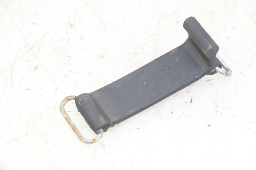 photo de ALÇA PARA KIT DE FERRAMENTAS MBK SKYLINER 125 (1998 - 2001) - Detalhe da peça