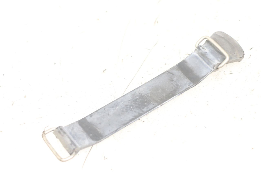 photo de ALÇA PARA KIT DE FERRAMENTAS YAMAHA TDM ABS 900 (2002 - 2014) - Zoom do estado de desgaste