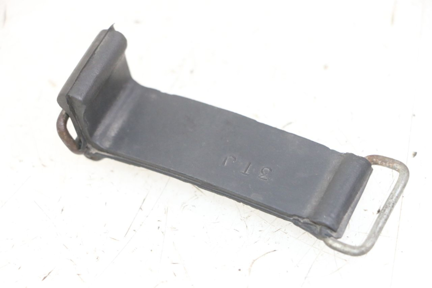 photo de ALÇA PARA KIT DE FERRAMENTAS YAMAHA TDR DELTABOX 125 (1997 - 2003) - Detalhe da peça