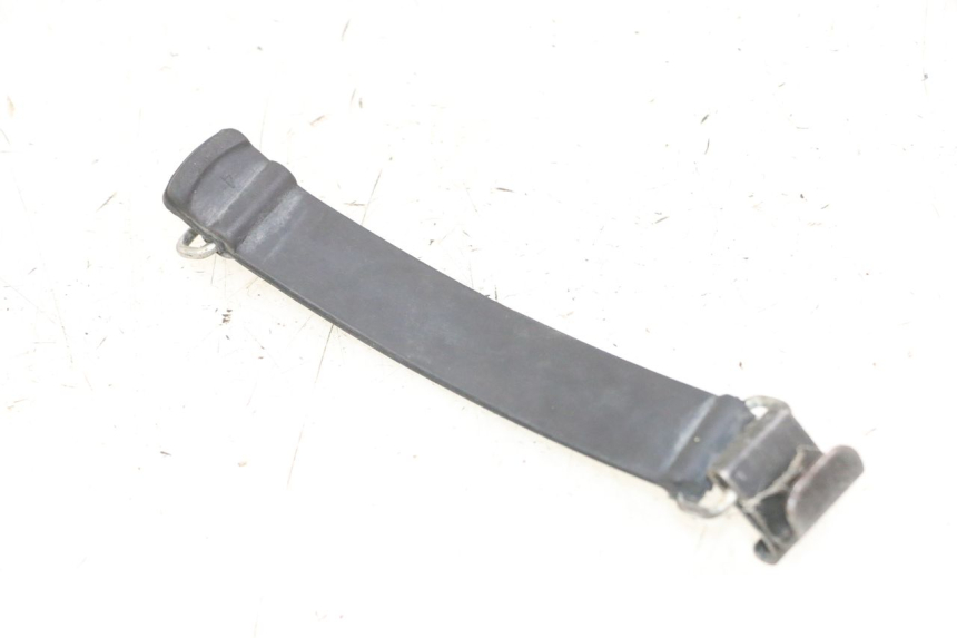 photo de ALÇA PARA KIT DE FERRAMENTAS YAMAHA FZS FAZER 600 (2001 - 2003) - Detalhe da peça