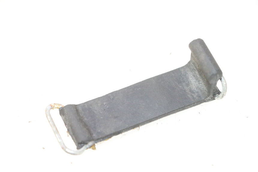 photo de ALÇA PARA KIT DE FERRAMENTAS YAMAHA YP MAJESTY 125 (1998 - 2001) - Detalhe da peça