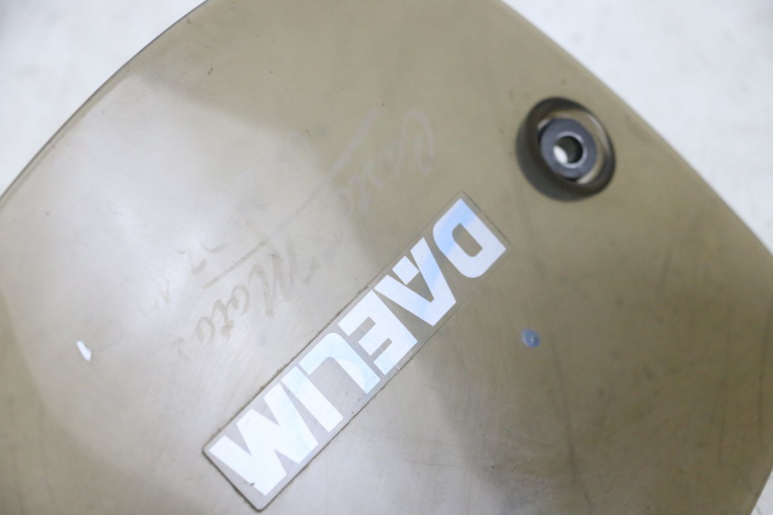 photo de PARABRISAS DAELIM A-FOUR 2T 50 (2005 - 2012) - Detalhe da peça