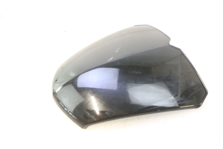 photo de DEFLETOR DE VENTO PEUGEOT KISBEE 4T 50 (2023 - 2026) - Detalhes característicos