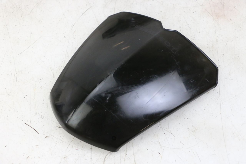photo de PARABRISAS PEUGEOT KISBEE 2T 50 (2010 - 2017) - Detalhe da peça