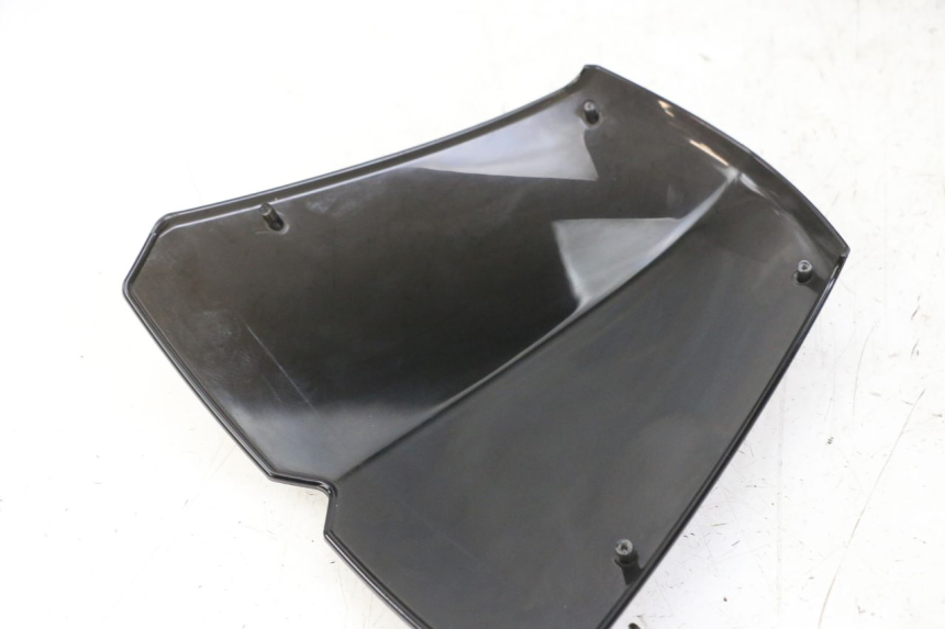 photo de PARABRISAS PEUGEOT KISBEE 2T 50 (2010 - 2017) - Outro ângulo de visão