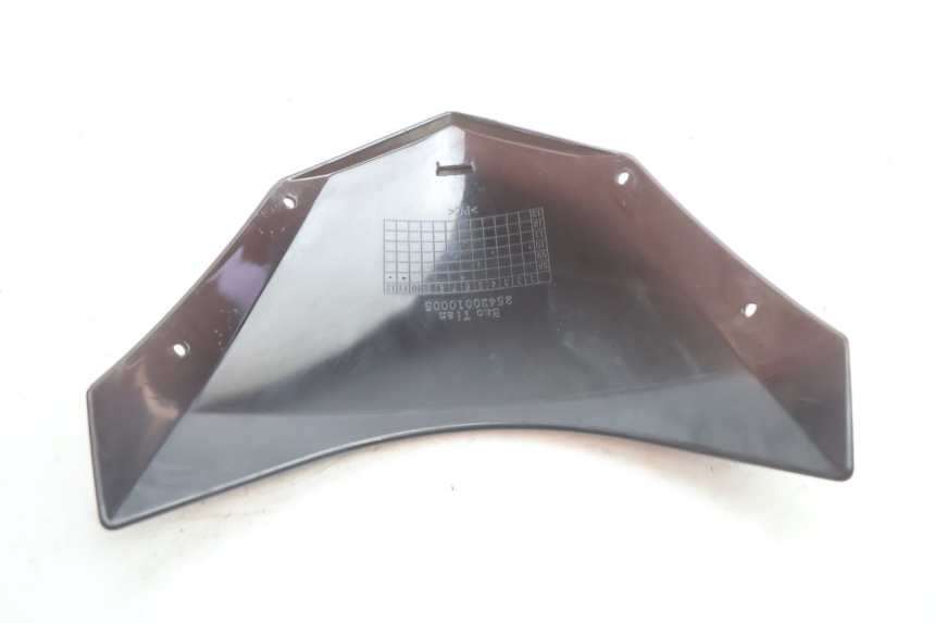 photo de DEFLETOR DE VENTO RAZZO QTR 50 (2011 - 2018) - Pontos de fixação