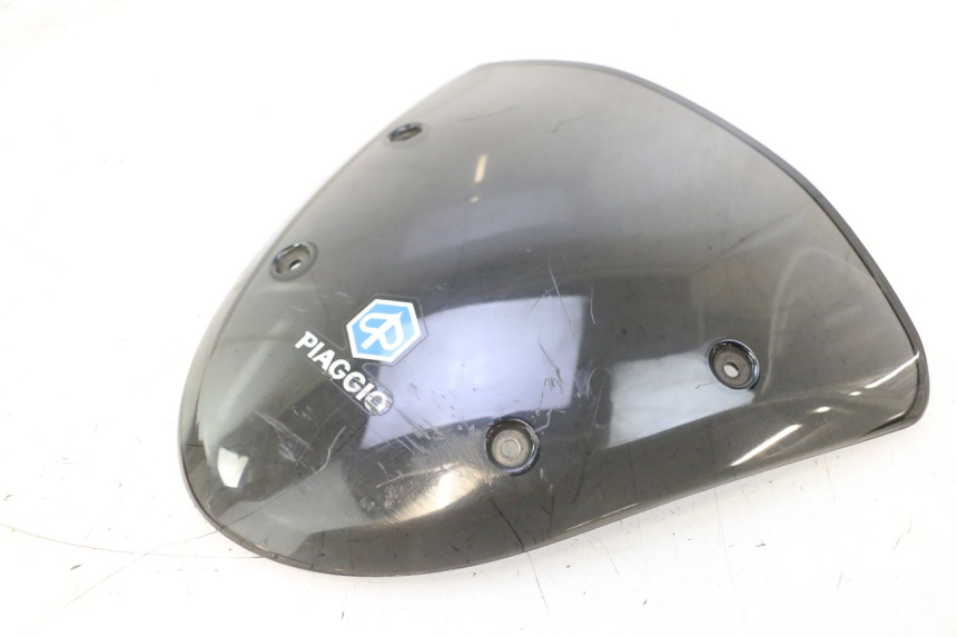 photo de DEFLETOR DE VENTO PIAGGIO TYPHOON 50 (2000 - 2009) - Pontos de fixação