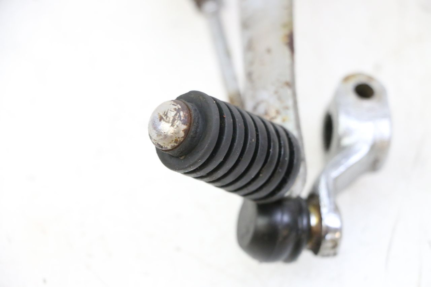 photo de SELETOR DE MARCHAS YAMAHA FJ 36Y 1100 (1984 - 1985) - Outro ângulo de visão