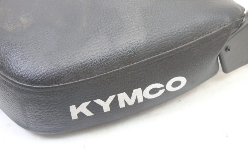 photo de BANCO TRASEIRO KYMCO AGILITY 4T 50 (2005 - 2018) - Zoom do estado de desgaste
