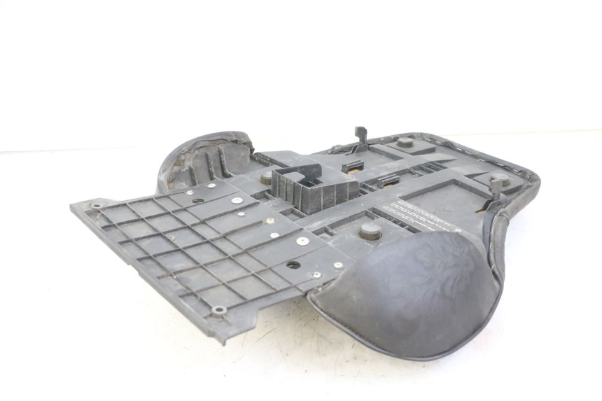 photo de BANCO TRASEIRO BMW C1 125 (2000 - 2003) - Pontos de fixação