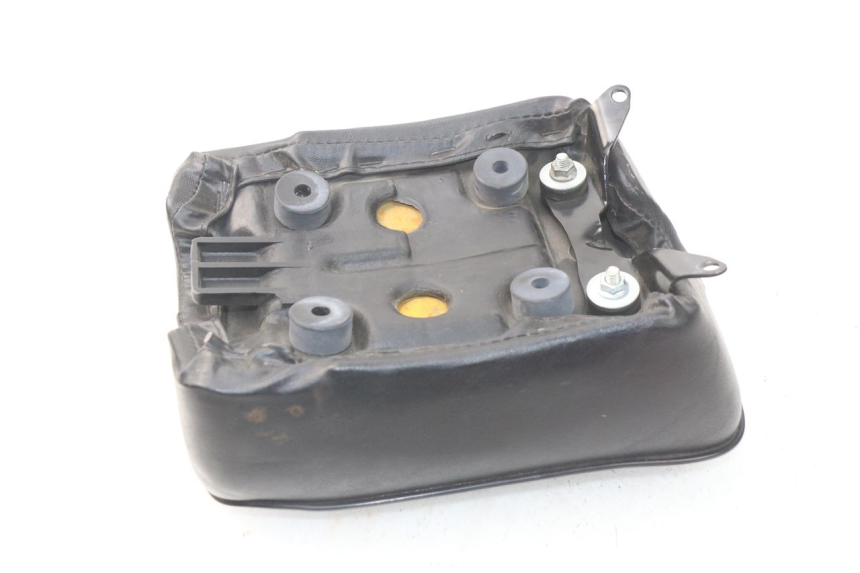 photo de BANCO TRASEIRO HONDA CA REBEL 125 (1995 - 2001) - Outro ângulo de visão