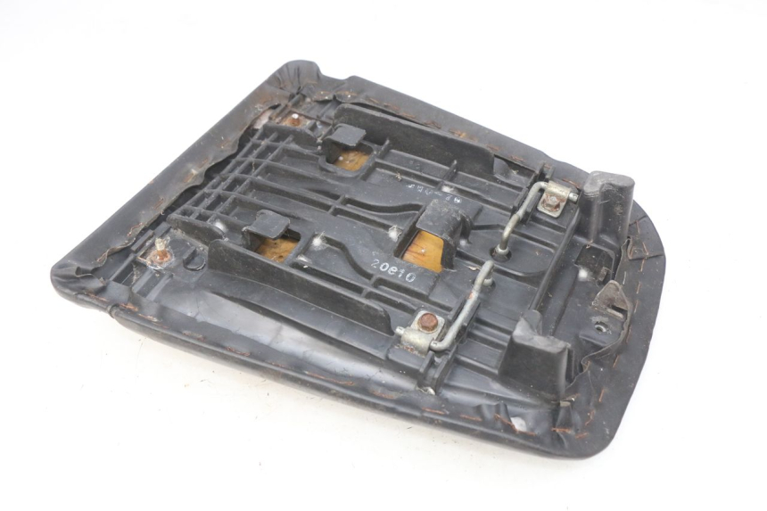 photo de BANCO TRASEIRO HONDA CBR RR FIREBLADE 900 (1992 - 1994) - Ampliação dos componentes