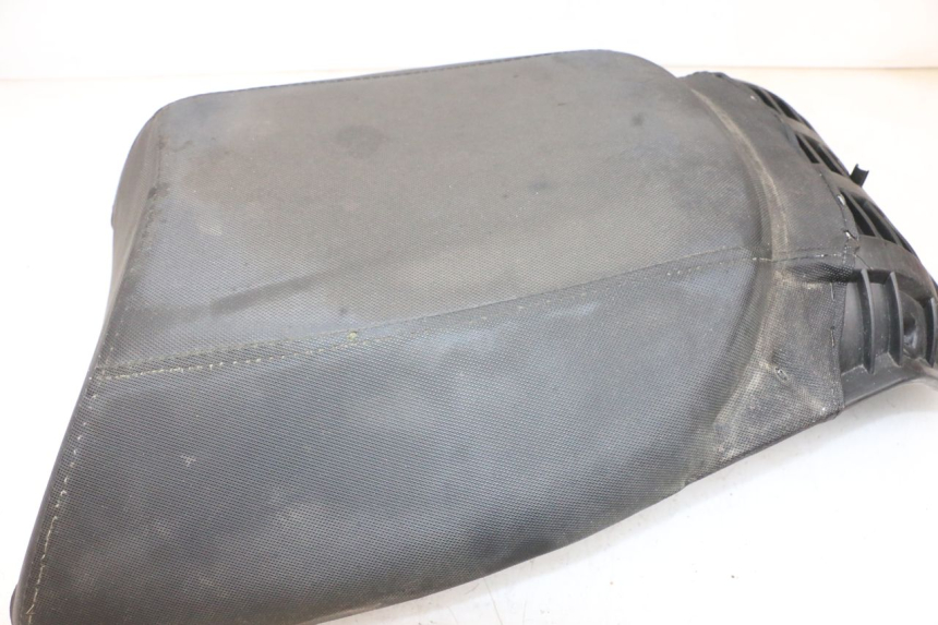 photo de BANCO TRASEIRO JM MOTORS GTS 125 (2015 - 2019) - Detalhe da peça