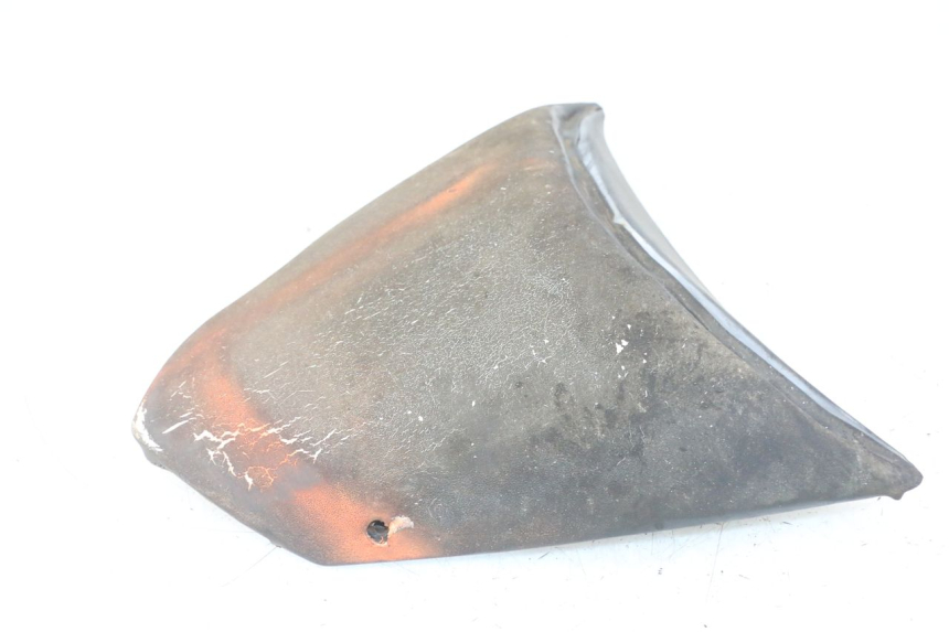 photo de BANCO TRASEIRO PEUGEOT JET FORCE CARBU 50 (2003 - 2016) - Zoom do estado de desgaste