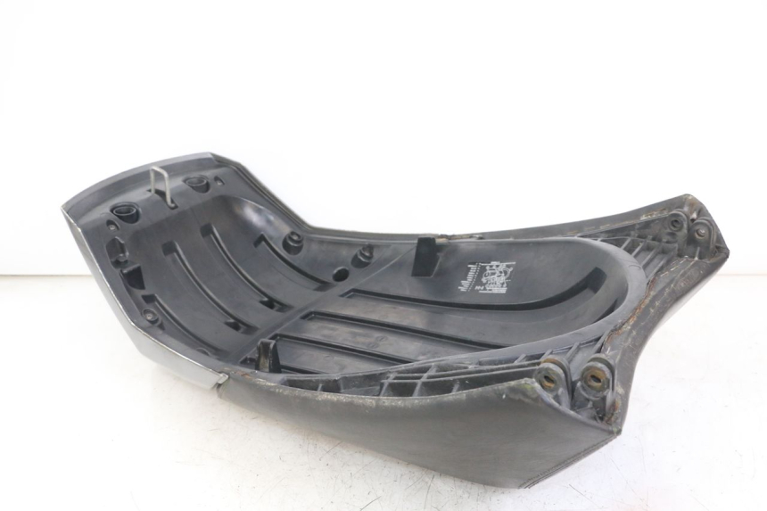 photo de BANCO TRASEIRO PEUGEOT SATELIS 125 (2010 - 2012) - Ampliação técnica