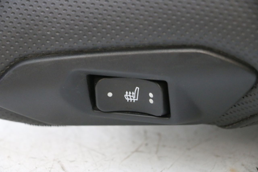 photo de BANCO TRASEIRO BMW R GS 1250 (2021 - 2024) - Pontos de fixação