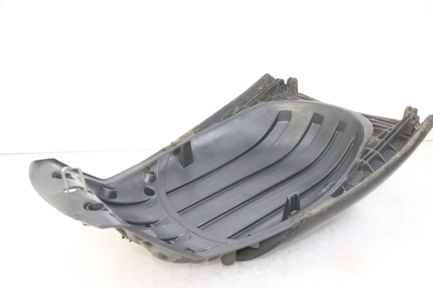 photo de BANCO TRASEIRO PEUGEOT SATELIS COMPRESSOR K15 125 (2006 - 2009) - Peça verificada