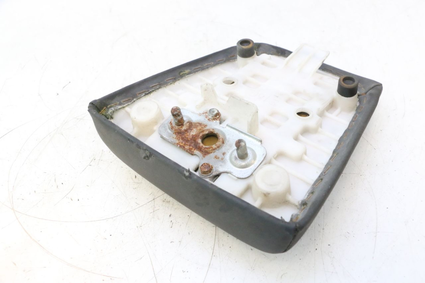 photo de BANCO TRASEIRO SUZUKI SV S 650 (2003 - 2009) - Zoom do estado de desgaste