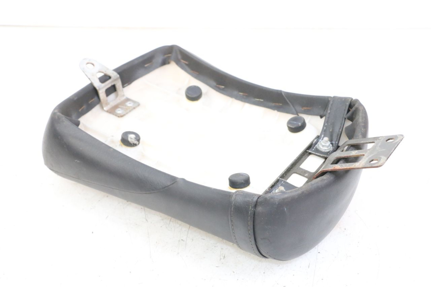 photo de BANCO TRASEIRO SUZUKI VL INTRUDER 125 (2004 - 2007) - Pontos de fixação