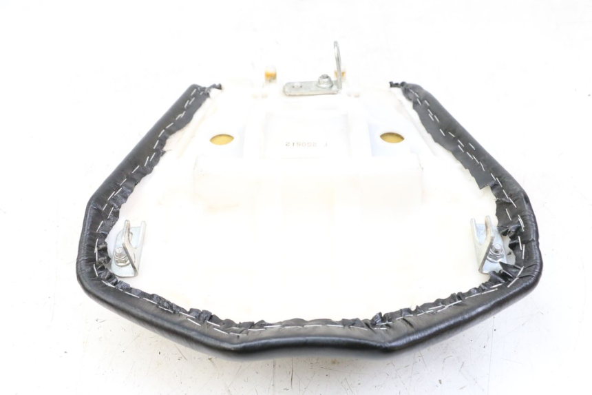 photo de BANCO TRASEIRO YAMAHA FZ1 FAZER 1000 (2007 - 2009) - Vista geral