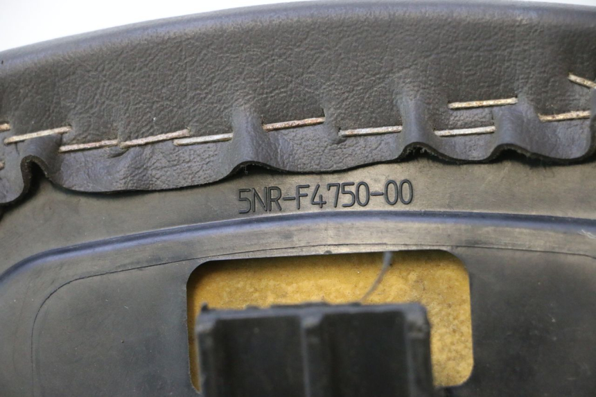photo de BANCO TRASEIRO YAMAHA YP MAJESTY 125 (2002 - 2006) - Detalhe da peça