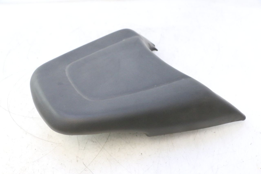 photo de BANCO TRASEIRO YAMAHA YP MAJESTY 125 (2002 - 2006) - Pontos de fixação