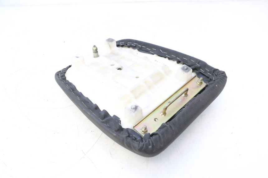 photo de BANCO TRASEIRO KAWASAKI ZX-6R ZX6R 600 (1995 - 1997) - Detalhe da peça