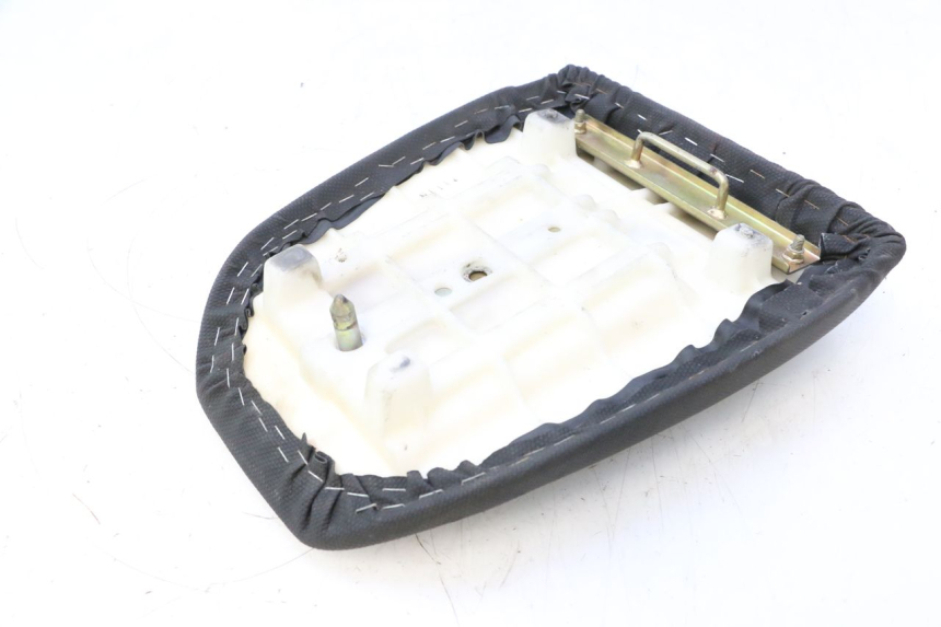 photo de BANCO TRASEIRO KAWASAKI ZX-6R ZX6R 600 (1995 - 1997) - Zoom do estado de desgaste
