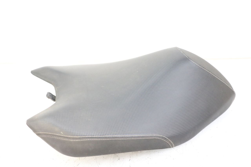 photo de BANCO DIANTEIRO YAMAHA AEROX NAKED 2T 50 (2013 - 2017) - Pontos de fixação