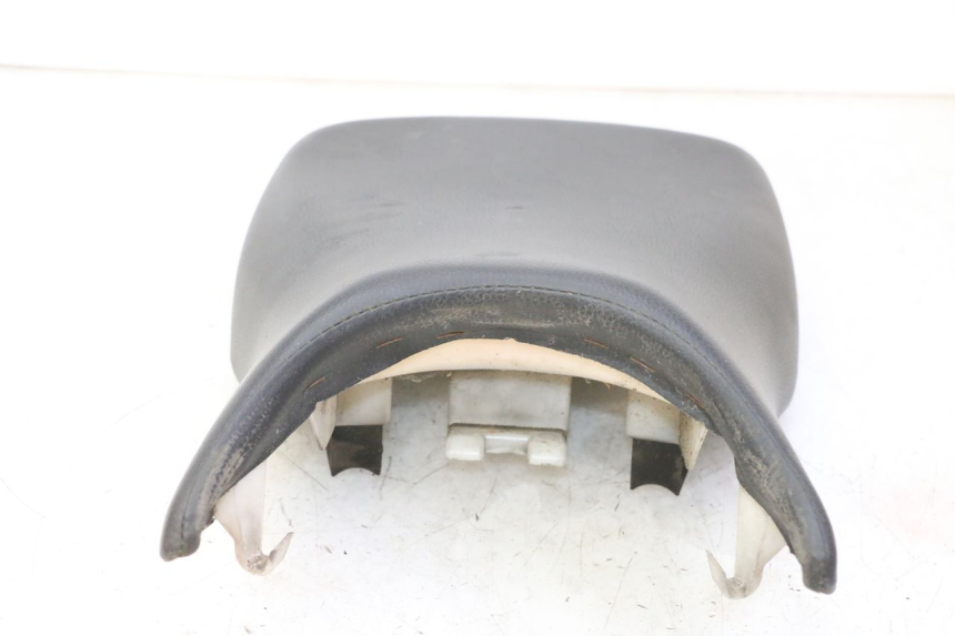 photo de BANCO DIANTEIRO HONDA CBF 125 (2009 - 2015) - Detalhes característicos