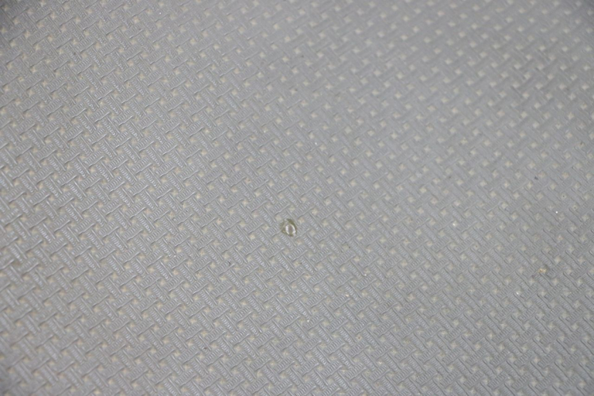 photo de BANCO DIANTEIRO APRILIA CLASSIC 125 (1995 - 2001) - Detalhe da peça