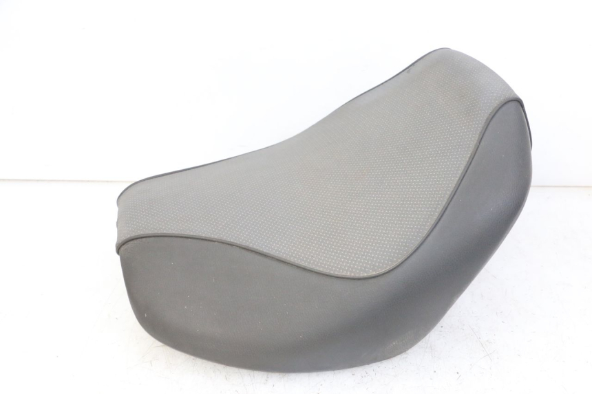 photo de BANCO DIANTEIRO APRILIA CLASSIC 125 (1995 - 2001) - Pontos de fixação