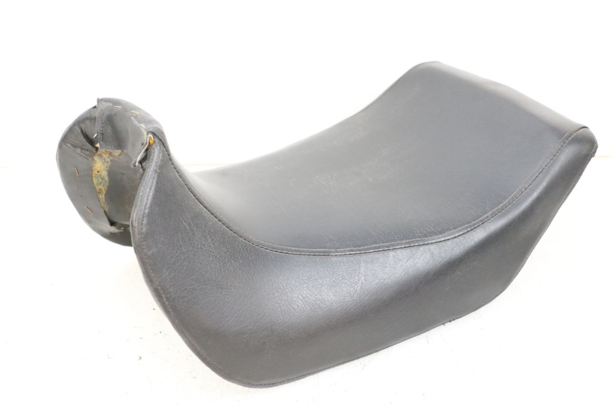photo de BANCO DIANTEIRO KAWASAKI GPZ RX 1000 (1986 - 1988) - Detalhe da peça