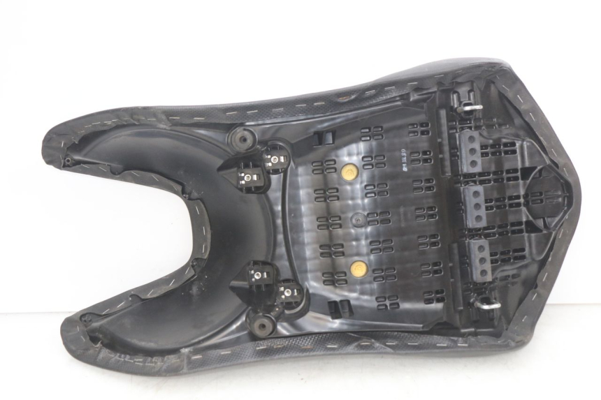 photo de BANCO DIANTEIRO HONDA INTEGRA NC D 750 (2016 - 2018) - Pontos de fixação