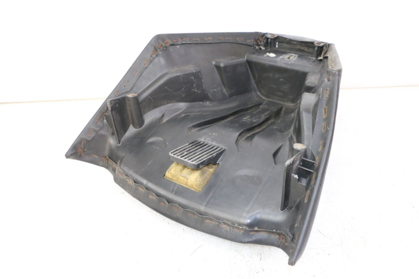 photo de BANCO DIANTEIRO PEUGEOT SATELIS COMPRESSOR K15 125 (2006 - 2009) - Detalhe da peça