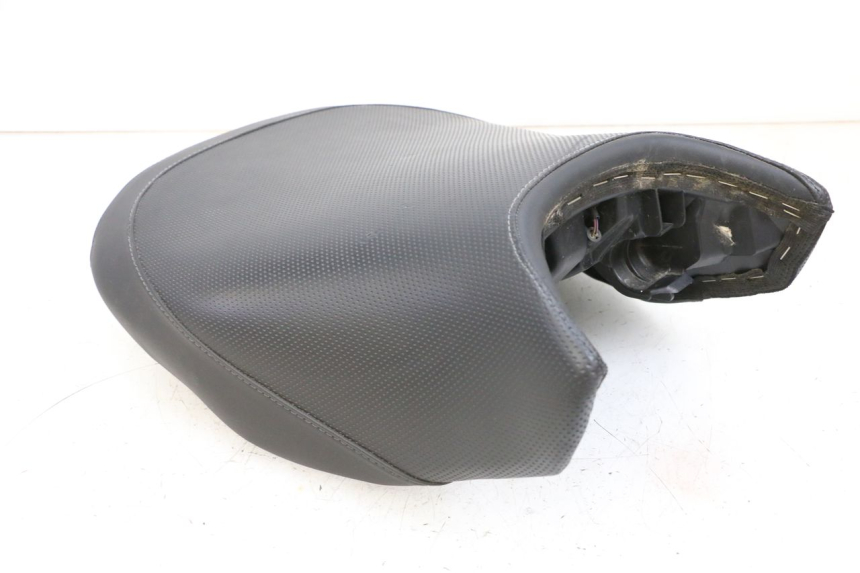 photo de BANCO DIANTEIRO BMW R GS 1250 (2021 - 2024) - Zoom do estado de desgaste