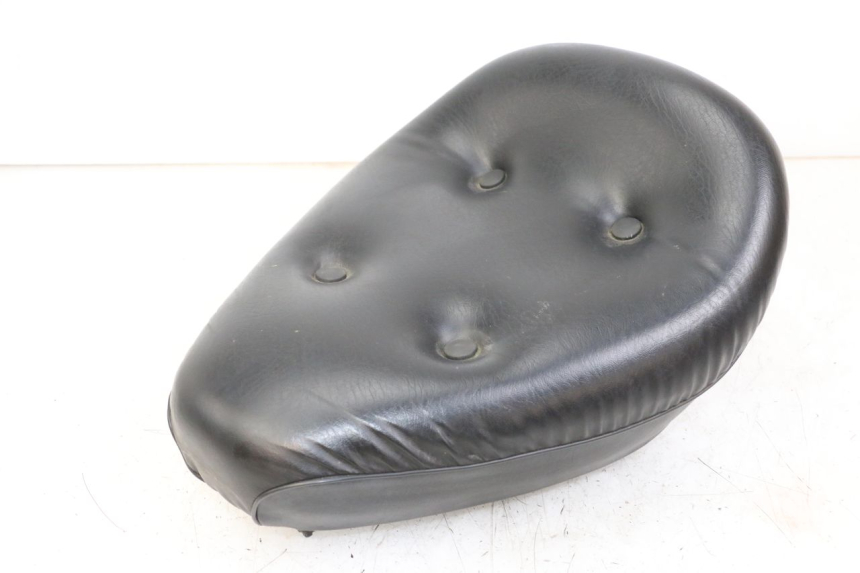 photo de BANCO DIANTEIRO REGAL RAPTOR RAXTER 2 125 (2007 - 2015) - Detalhe da peça